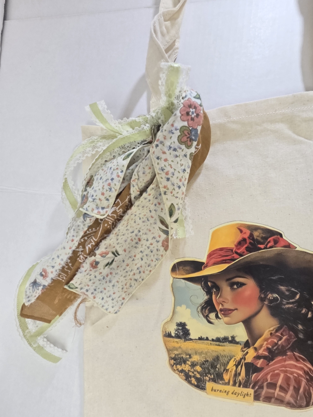 "Burning Daylight" Floral & Lace Tote - Picture 3 of 5